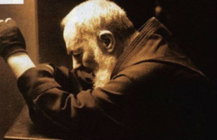 Sei Nella Solitudine Questa Preghiera Di Padre Pio Ti Puo Aiutare