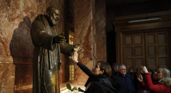 Depressione Tristezza O Ansia Questa Preghiera Della Sera Con Padre Pio Ti Salvera 2 Maggio