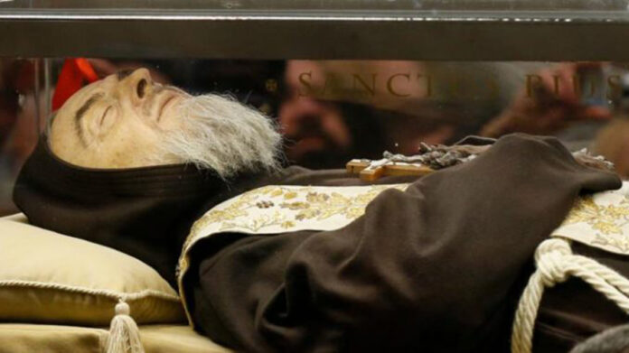 Padre Pio e quella frase profetica: 'Farò più baccano da morto che da vivo'